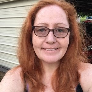 Meet your Posher, Stacy